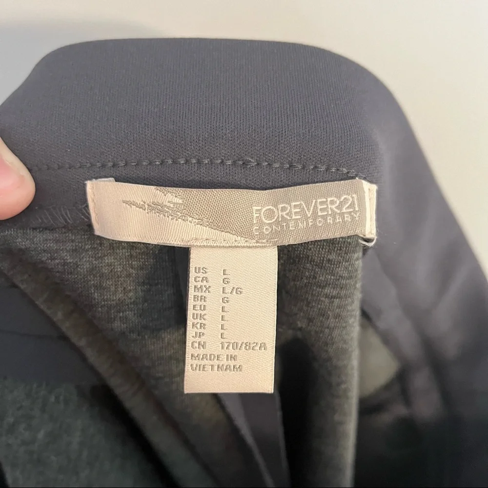Forever 21 Contemporary | NWT Elastic Skater Mini Skirt in Dark Grey Size L - Picture 7 of 11